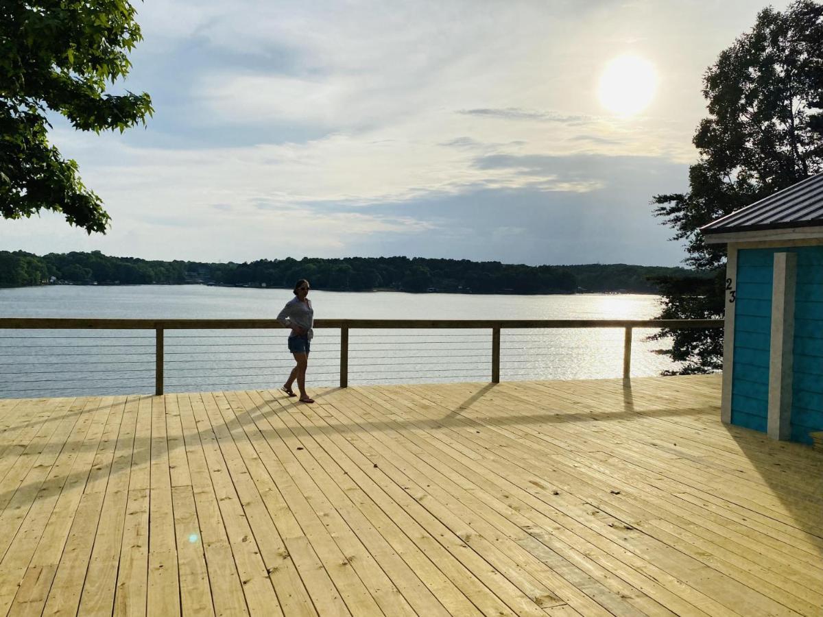 Вилла New Waterfront Cabin On The Large Sundeck #24 Cabin Lake Wylie Экстерьер фото